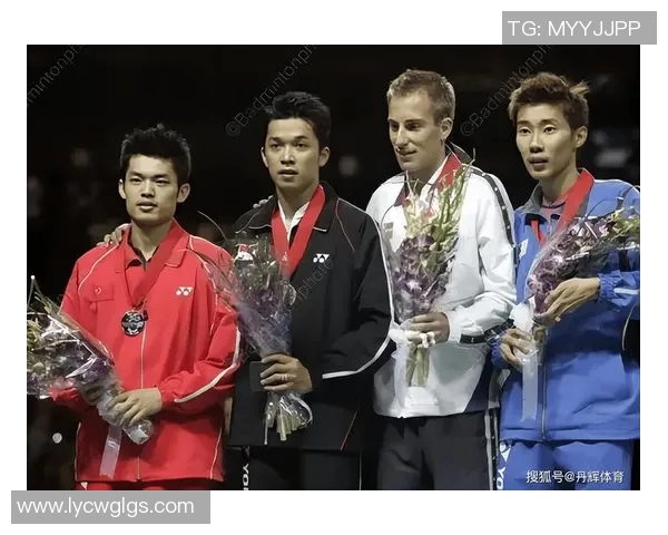 中国四大足球明星崛起之路从青涩少年到国际赛场的辉煌历程