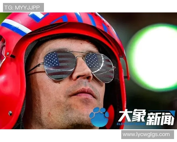 佩戴耳钉的足球明星盘点 哪些球员在赛场外也追求时尚个性