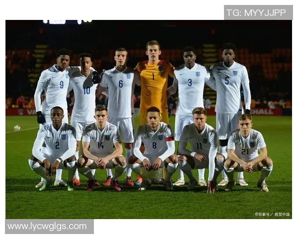 足球场上闪耀的星辰 各大球星精彩瞬间及个人成就全解析 足球场上闪耀的星辰 各大球星精彩瞬间及个人成就全解析